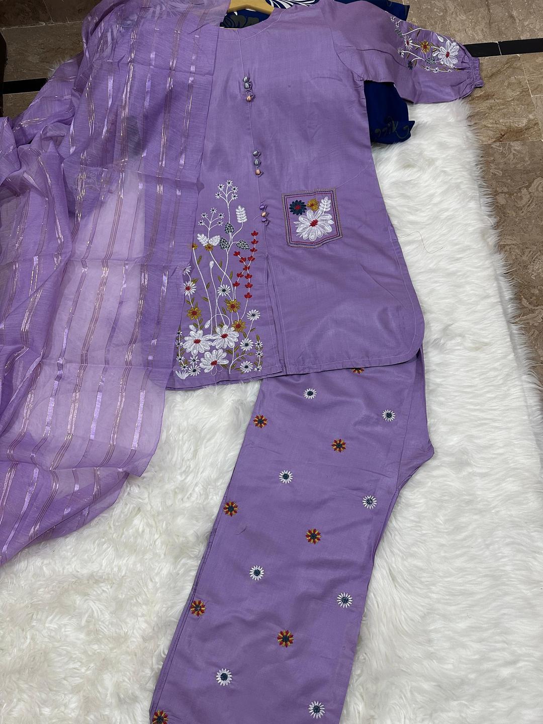 3 Pcs Women’s Stitched Embroidered Premium Suit