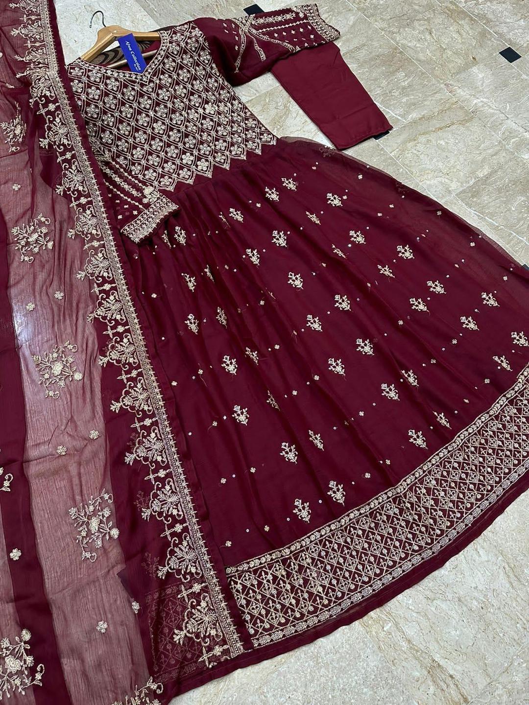 Elegant Women's 3 Pcs Embroidered Suit – Premium Stitched Wear